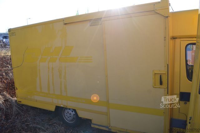 Fourgon tôlé IVECO Daily 30C30 35S11A Automatik Post Motorschaden