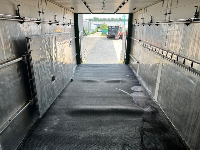 Sığır taşıma kamyonu SCANIA P410 4x2LL HFR 1.Stock Viehzug/NAVI/KLIMA/ALU