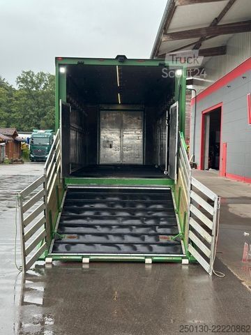 Sığır taşıma kamyonu SCANIA P410 4x2LL HFR 1.Stock Viehzug/NAVI/KLIMA/ALU