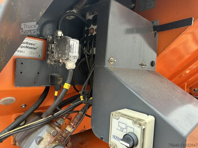 Customized van Sirius SH 2400 HS Salzstreuer  SH 2400 HS Salzstreuer, City, abrollbar, ca. 1,6m³