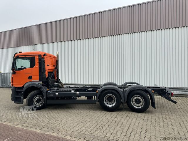 Camion benne à bras amovible MAN TGS 26.470 6x2-4 BL CH TGS 26.470 6x2-4 BL CH, Lenk-/Liftachse, NMV, Radstand 3,9m