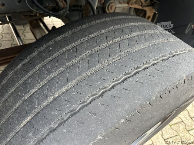 Lastbilchassi Mercedes-Benz Actros 2741 L 6x4 Actros 2741 L 6x4