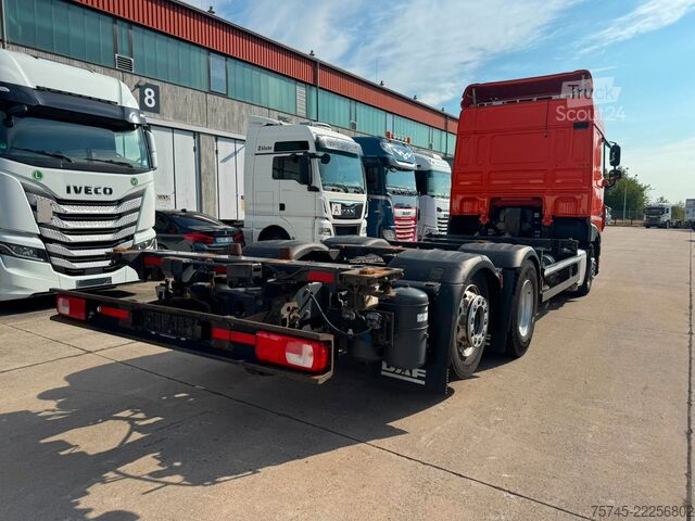 Lastebil med utskiftbar overbygning DAF XF 450 * RETARDER * AHK 2 X * SPACE CAP *