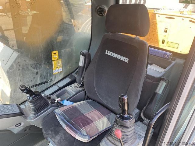 Εκσκαφέας ερπυστριοφόρος LIEBHERR R 976 HD