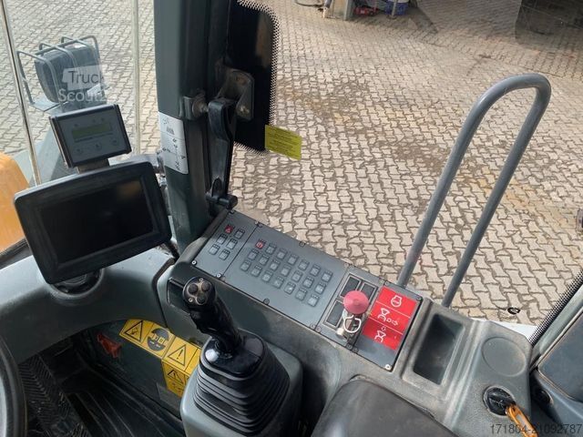 Hjullæsser LIEBHERR Liebherr L576