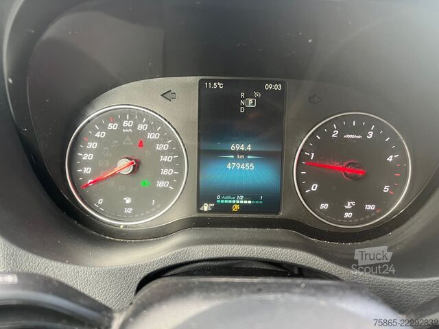 Furgoneta Mercedes-Benz Sprinter 319 1.9 CDI / L4 H3 / RWD / / Leder / ...