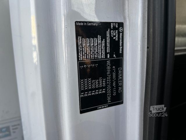 Kylskåpsbil MERCEDES-BENZ ATEGO  818   Carrier 850 M
