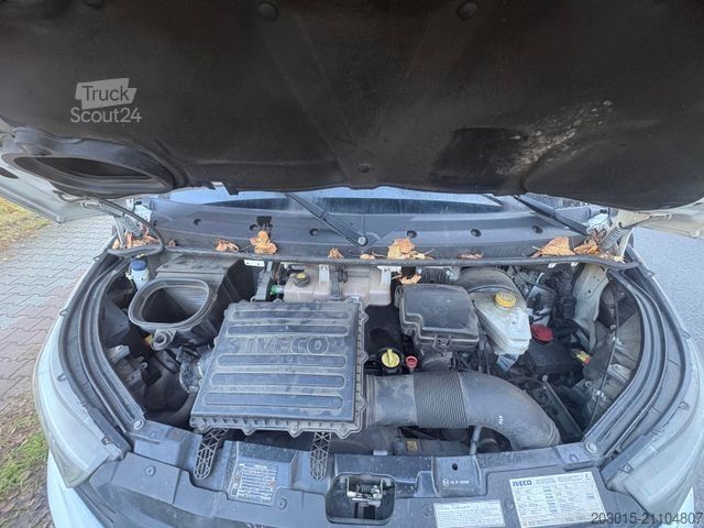 Furgon skrzyniowy IVECO Daily 70 C 14 G Möbel