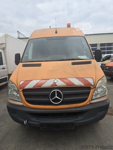 Hög tak skåpbil MERCEDES-BENZ Sprinter II Kasten 515 CDI  Maxi