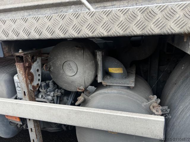Vacuümtankwagen MERCEDES-BENZ AXOR  2533     L