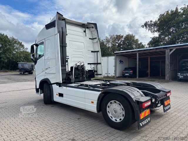 Standard nyergesvontató VOLVO FH460 ACC*Standklima*2xTank*TOP