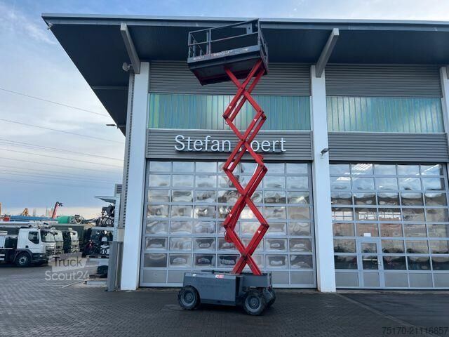 Schaarlift Genie GS 2668 / 2.465h / Allrad / Arbeitshöhe: 9,90m