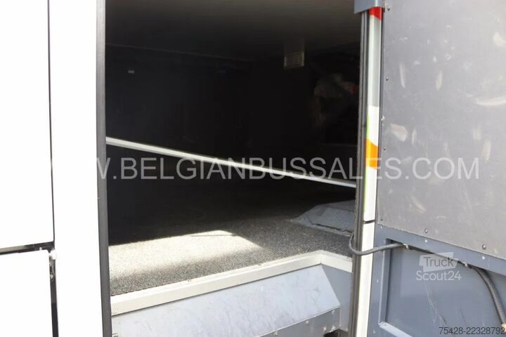 Dois andares VDL Futura FDD2 141/510 / TDX27 Astromega / S 531 D...