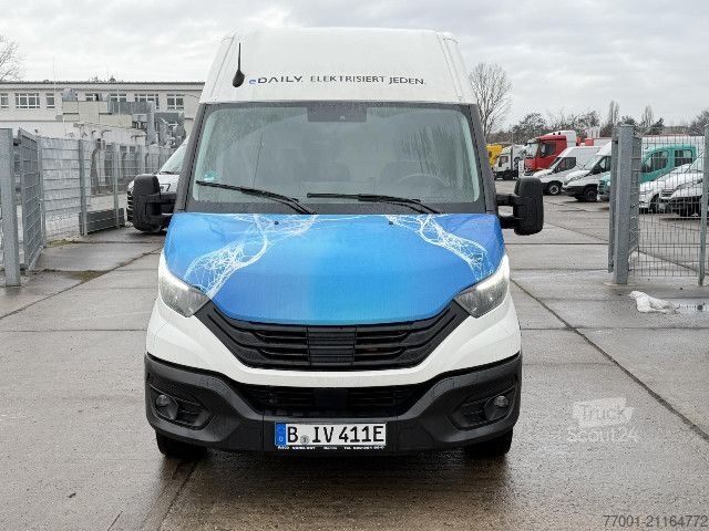 Slēgtais furgons IVECO 35S14E V LED / AHK-3,5T / ACC