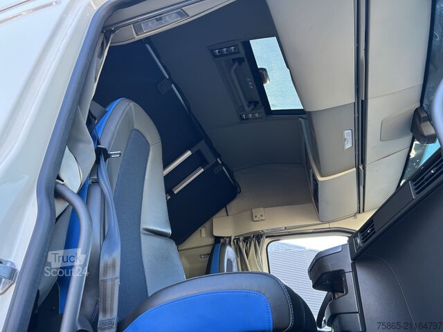 Standaard-SZM Volvo FH 460 Globetrotter / Retarder / 349 dkm / 2 Ta...