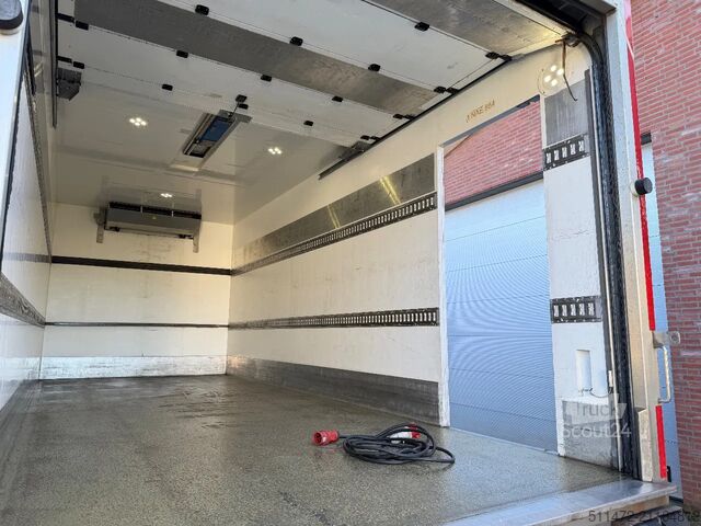 Gekoeld/bevroren transport Mercedes-Benz Atego 1530 / Carrier Supra 550 / Dhollandia Laa...