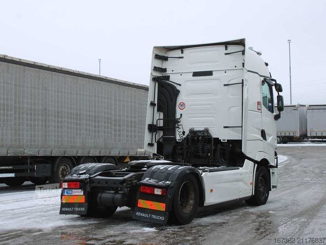 Tractora standard RENAULT T520, EURO 6