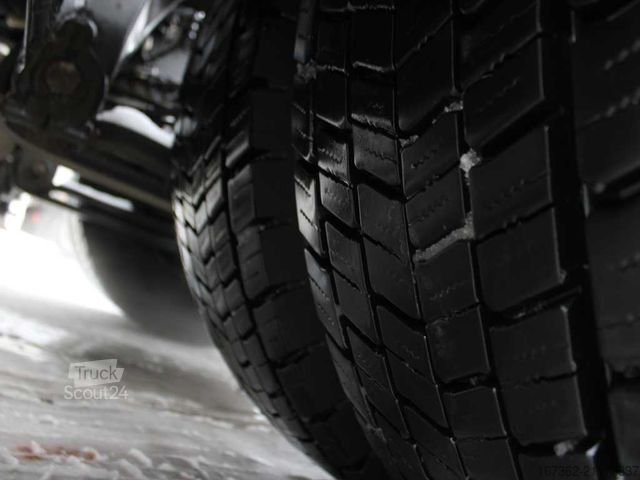 Tractora standard RENAULT T520, EURO 6