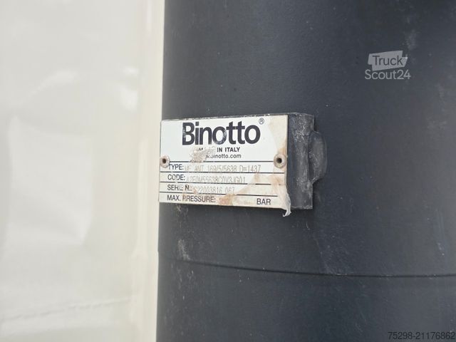 Tipper semitrailer SCHMITZ CARGOBULL SKI 24 SL 7.2 / Liftachse