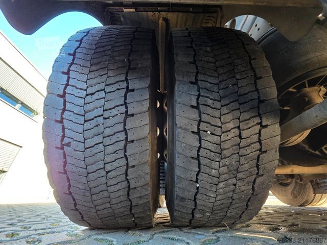 Cisternové vozidlo MAN TGX 26.580 6x2-4 LL /SILO/Lenkachse/Xenon/6D