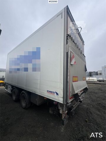  Schmitz Cargobull 2-axle box trailer with Carrier refrigeration unit