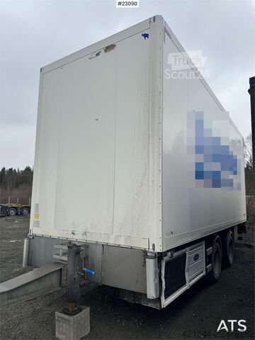 Schmitz Cargobull 2-axle box trailer with Carrier refrigeration unit