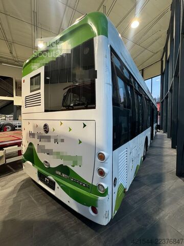   Golden Dragon Pivot EV Electric Bus