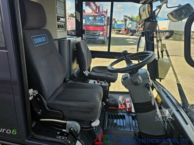 Gatusopmaskin Schmidt Swingo Compact 200+ 3 Besensystem + 4 Radlenkung