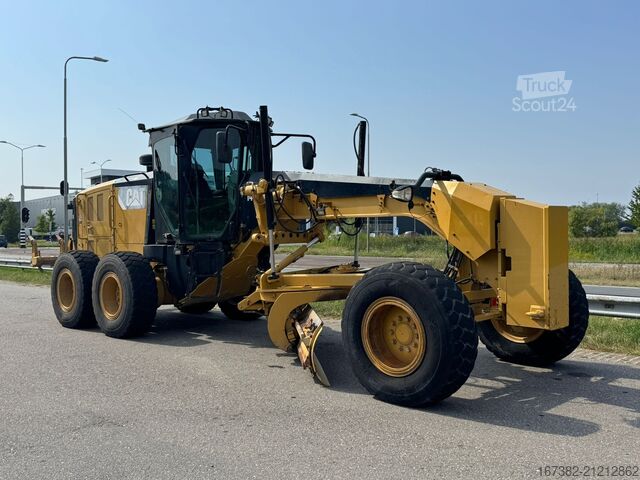 Road grader Caterpillar 140M3