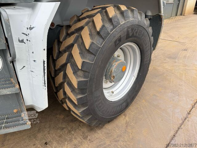 Rakodógép Kramer 8155 / Forks / bucket