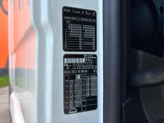 Standardni traktor MAN TGX 28.520 6x2 NEW VEHICLE ! / GX CAB / INTARDE...