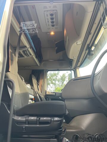 Vakio vetoauto DAF XF 480 FT