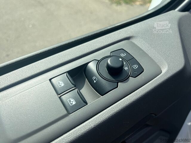Furgon blaszak VOLKSWAGEN T7 TEMPOMAT SPURHALTE ASSIST KLIMA 1.HAND