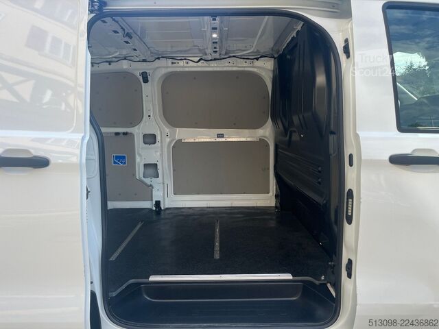 Furgon blaszak VOLKSWAGEN T7 TEMPOMAT SPURHALTE ASSIST KLIMA 1.HAND