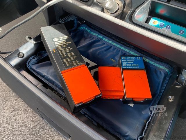 Flatbed truck MAN TGS 18.360 4x2| MKG Heckkran*Kamera*AHK*Klima*LL