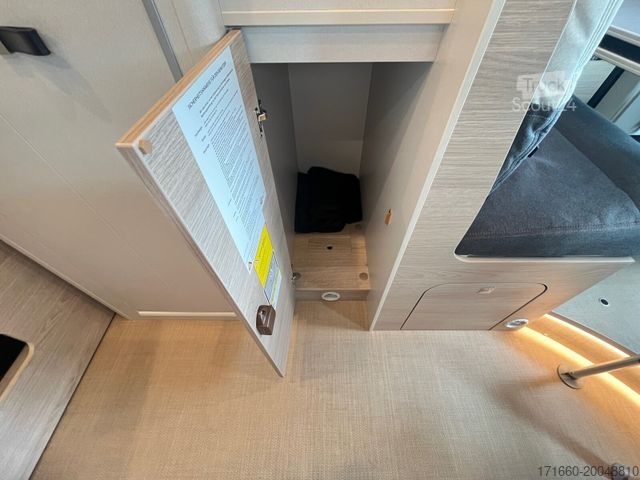 Kastenwagen Wohnmobil / Campervan BÜRSTNER Campeo Black Forest C 600 Schlafdach