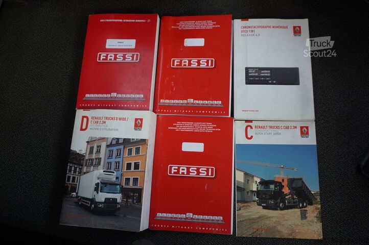 Platforma su kranu Renault C320 P4x2 E6 / Fassi 5.6 t / Range 8 m /