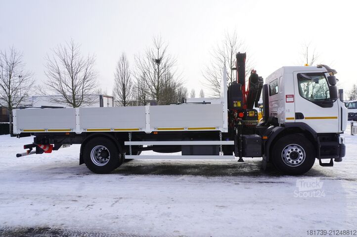 Platforma su kranu Renault C280 DTI 8/ FASSI crane F135A.22/ 8units