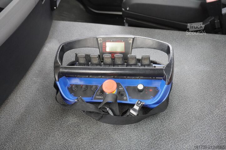 Platforma su kranu Renault RENAULT C280 DTI 8 / FASSI crane 8 m