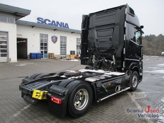 Стандартный седельный тягач Mercedes-Benz Mercedes Benz Actros 1853LS mit Sitzecke