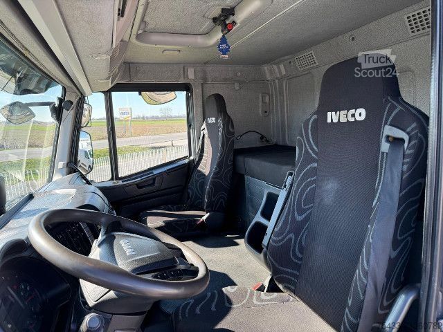 Camion per usi speciali IVECO STRALIS AT260S46/P GRU FASSI