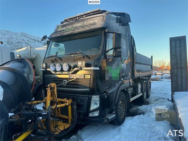 Dumper Volvo FH540 6x4 plow-rigged combi truck w/ 2007 Kel-Berg