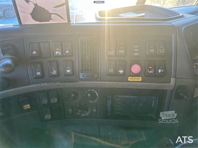 Самосвал Volvo FH540 6x4 plow-rigged combi truck w/ 2007 Kel-Berg