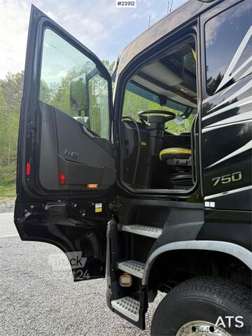 Самосвал Volvo FH16 750 tipping truck