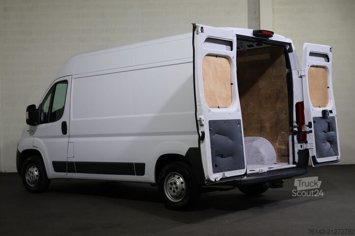 Panel van Fiat Ducato 2.3 MultiJet 130pk L2 H2 Airco Navigatie...