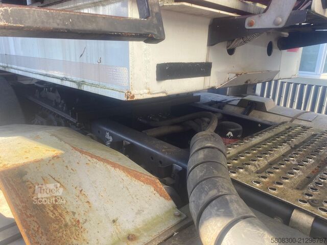 Camión volquete con grúa Renault T460 kraan kipper