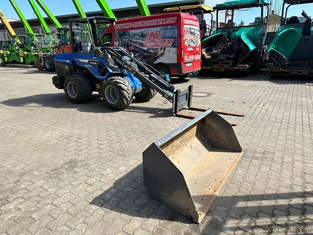 Ładowarka kołowa  Other MultiOne