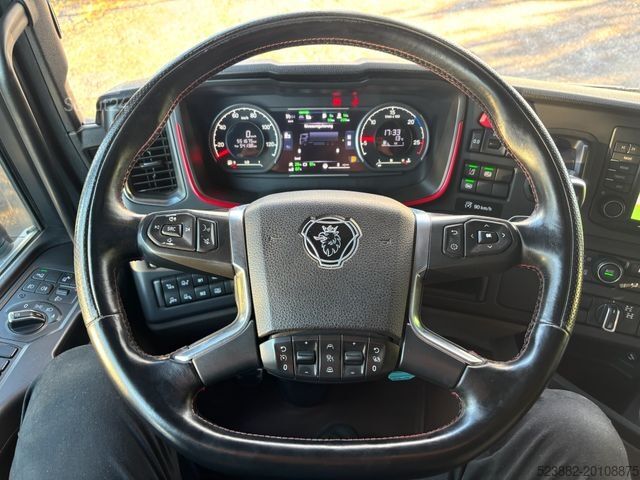 Φορτηγό μεταφοράς ξυλείας SCANIA R650 6x4*V8*VollLuft*HIAB F125ZT*2xAusschübe*Ret