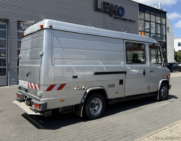 Ван с двойна кабина mercedes-benz Vario  815d klima/ Autom./ Standh./ Regal