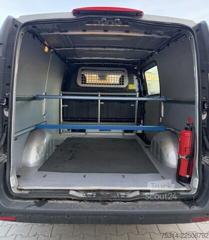 Панелен ван mercedes-benz Vito 116 Automatik/ Kamer/ Klima/ PTC/ Regale